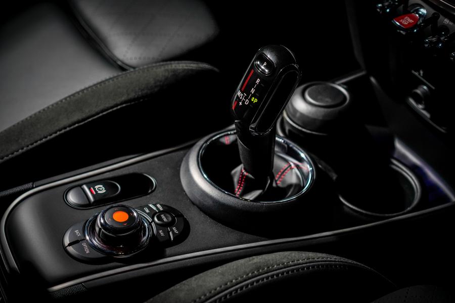 Детали интерьера Mini Countryman S Blackheath (F60) 2020 года  (MY) (фото 5 из 16)